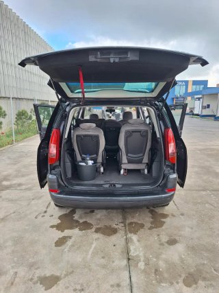 Peugeot 807 2006