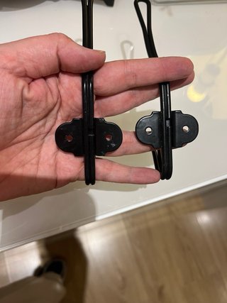 2 Percheros Negros Ikea Pared