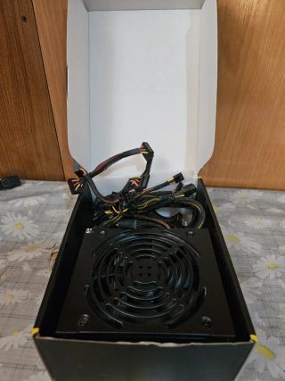 Fuente de Alimentación Corsair VS650 650W