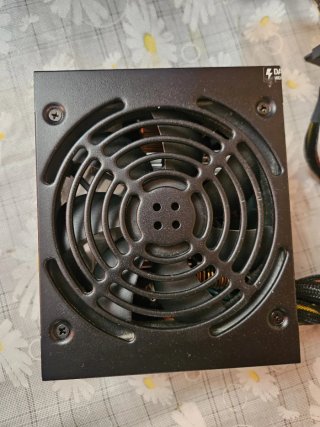 Fuente de Alimentación Corsair VS650 650W
