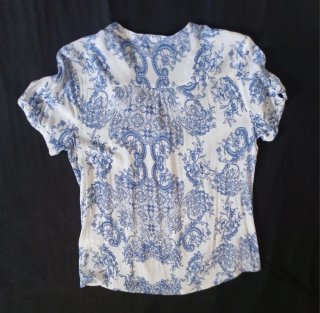 Blusa CASHEW FLOWR azul y blanco talla 44