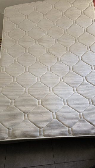 Estructura Cama IKEA Askvoll 140x200 + Colchón