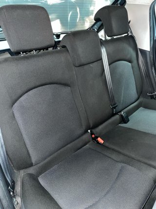 Peugeot 206 PLUS  2010