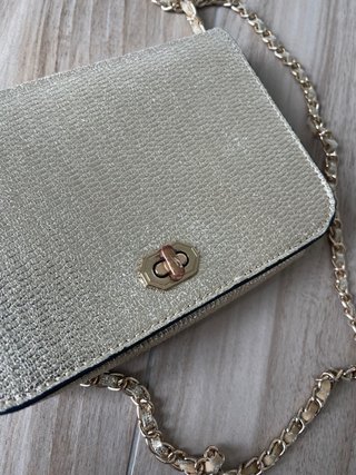 Borsetta oro con catenella Accessorize