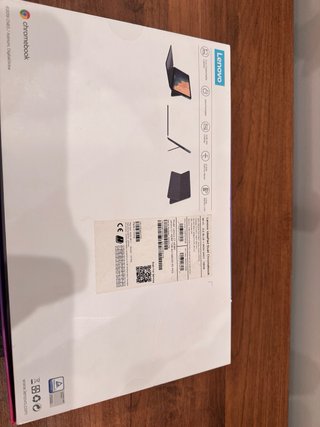 Tablet lenovo con teclado i cargador incluido