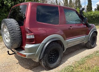 Mitsubishi Montero 2001