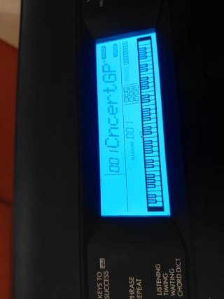 Teclado Yamaha PSR-E373