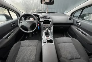 Peugeot 3008 2011  2.0 hdi 150 cv 4x4 bien cuidado