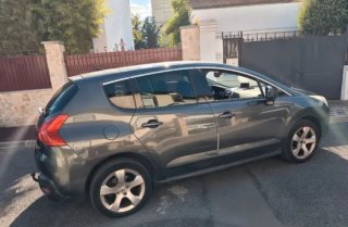Peugeot 3008 2011  2.0 hdi 150 cv 4x4 bien cuidado