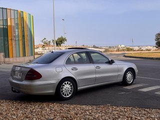 Mercedes-Benz Clase E 2005