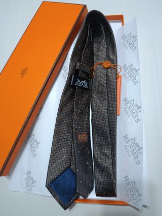 Cravatta Hermès Marrone