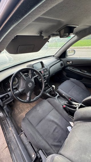 Nissan Almera 2005