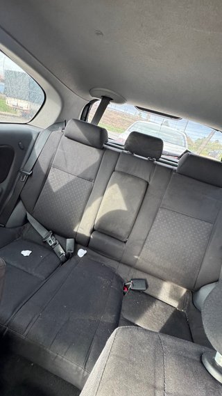 Nissan Almera 2005