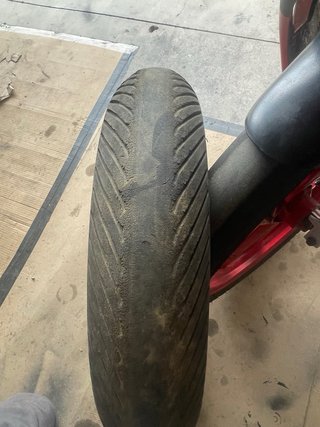 Slick agua trasero moto 3