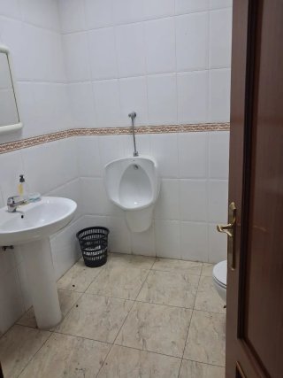Local en Linares en avenida Andalucía terminado