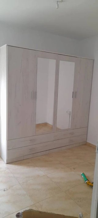 Armário 280€ nuevo