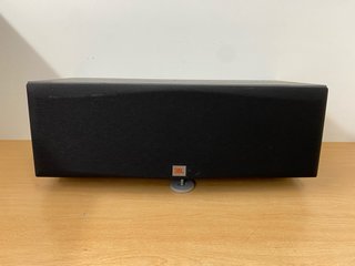 Altavoz Central JBL EC35