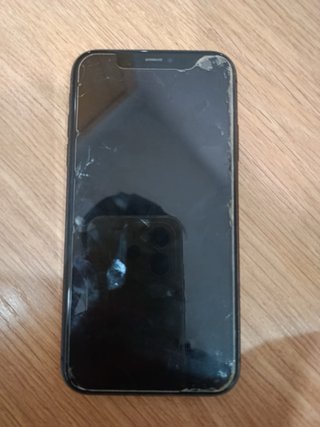 iPhone 11 Negro + Accesorios