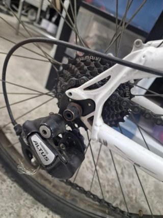 Bicicleta de montaña CUBE