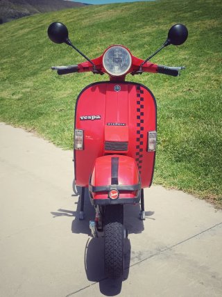 Vespa PK Iris 200 Roja