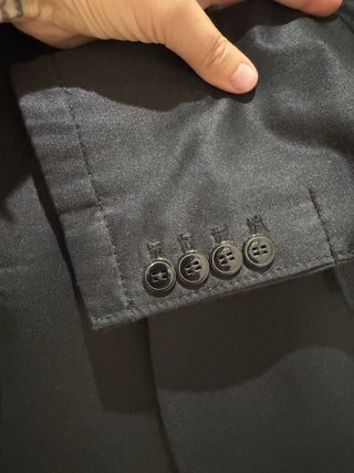 Traje negro Zara