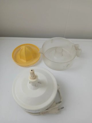 Exprimidor Taurus Turbo Citric 1