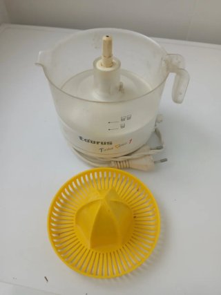 Exprimidor Taurus Turbo Citric 1