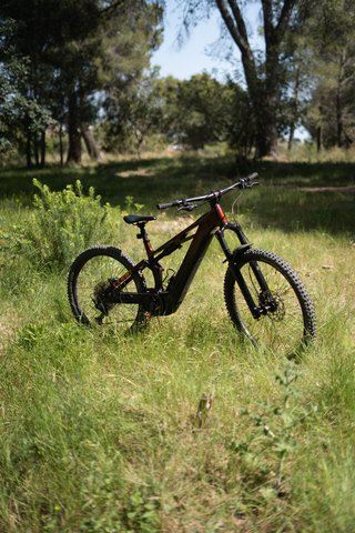 Cube Stereo Hybrid 177