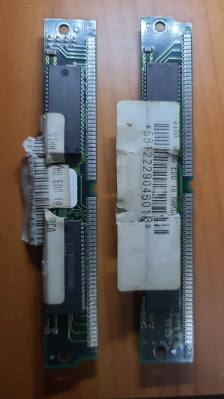 2 Memorias RAM Samsung SDRAM Vintage 32MB + 64MB