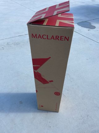 Silla de paseo Maclaren morada