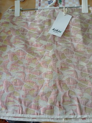 Falda KOKOE MADRID bordada dorada y rosa