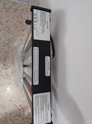 Foco LED Plata y Blanco