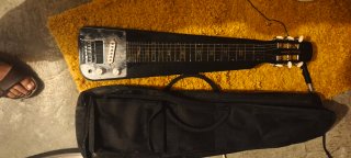 Guitarra Harley Benton Lap Steel + Funda