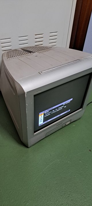 Televisor CRT Sony Trinitron 14 pulgadas