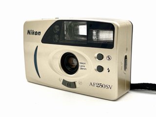 Cámara Nikon AF250SV Plata