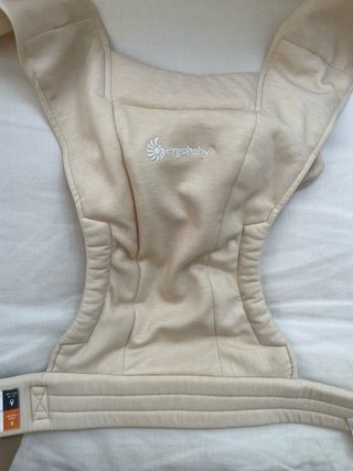 Mochila portabebes Ergobaby Beige