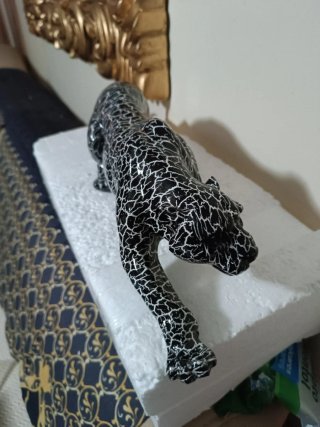 Figura Leopardo en pose de Ataque 40cm aproximadam