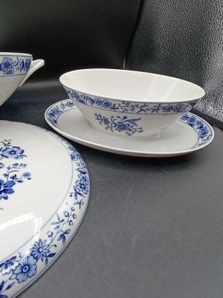 Set Sopera y Salsera Porcelana Alemana