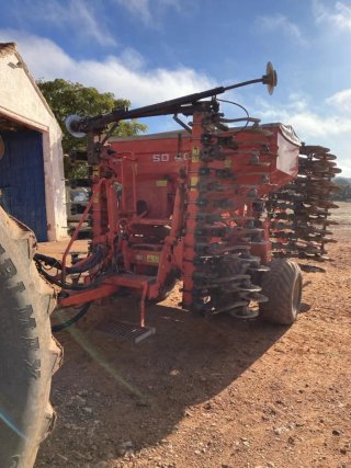 Sembradora Kuhn SD 4000
