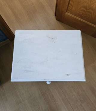 Mesa y mesilla de madera de pino macizo