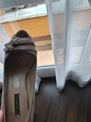 Zapatos Zara Beige Tacón Peep Toe
