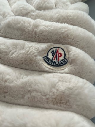 Giubbotto Moncler Beige con Cappuccio
