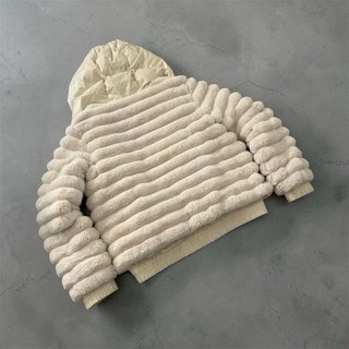 Giubbotto Moncler Beige con Cappuccio