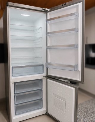 Nevera Siemens Inox Grande 2m alto x 70cm ancho