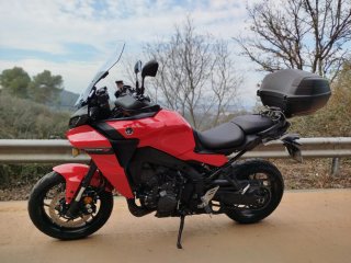 Yamaha Tracer 9 Roja