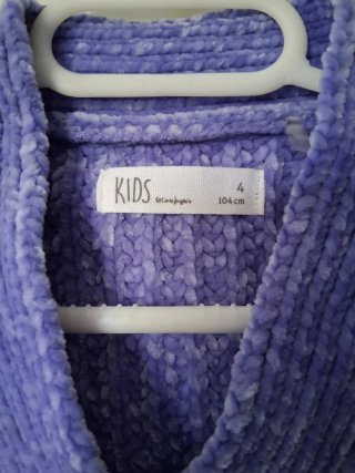 Rebeca niña El Corte Inglés lila 4 años