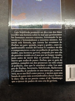 Historia de una gaviota y del gato que le ensen...