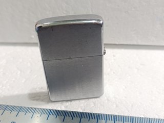 Accendino Zippo a una barra Manitowoc 1981