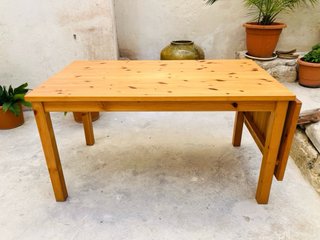Mesa de comedor de pino macizo extensible