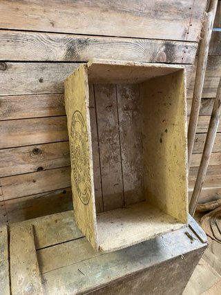 Antigua caja de madera Amidon Royal de Riz